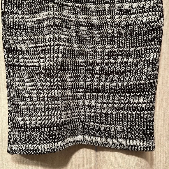 For Love and Lemons Tweed Pattern knit Knee Length Skirt Size Medium - Picture 6 of 6